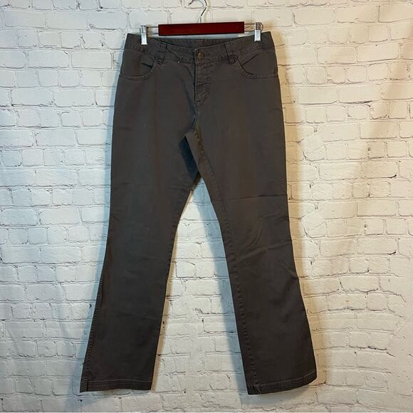Columbia Pants - Columbia straight leg khakis size 8